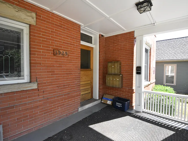 1929 Walnut St #3 — Photo 35
