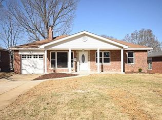 7323 Cheshire Ln, Saint Louis, MO