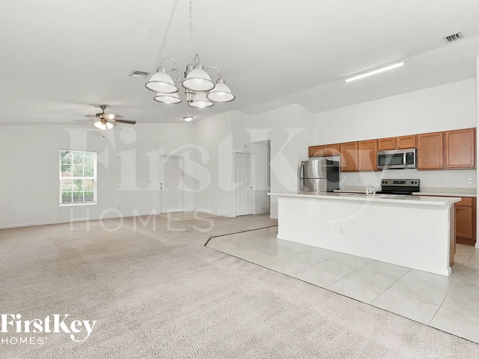 3 bed, 2.0 bath, 1597 sqft, $2,450 — Photo 4