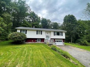 229 Marshman Rd, Chenango Forks, NY 13746