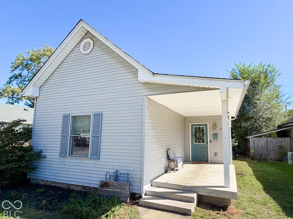 2119 Home Ave, Columbus, IN 47201