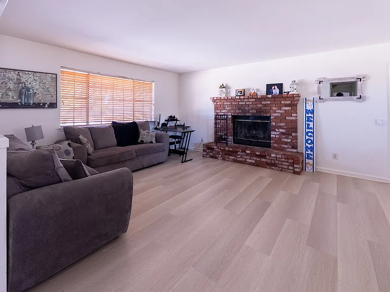 16979 Cherry Hill Dr — Photo 4