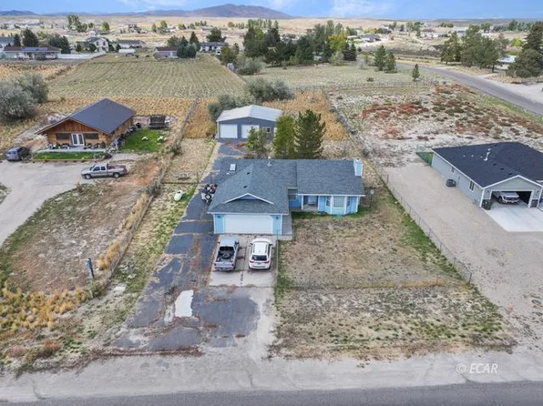 363 Spring Creek Pkwy, Spring Creek, NV 89815