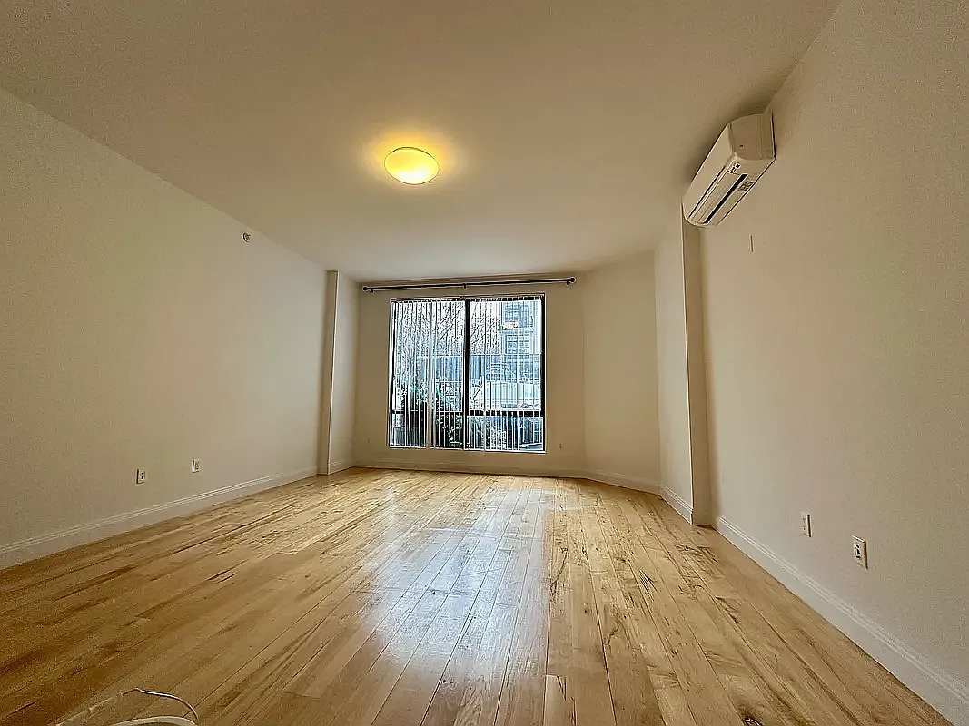 564 Saint John's Place — Photo 2
