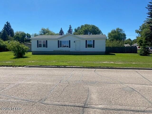 1st image of 926 6th Ave