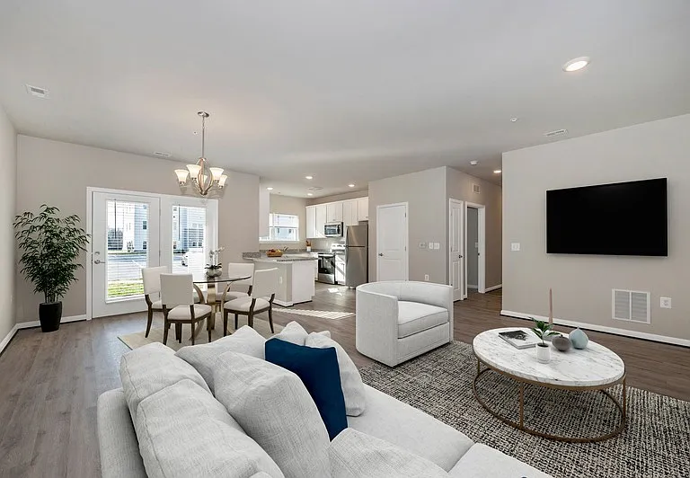 Fairway Vista Apartments — Photo 2