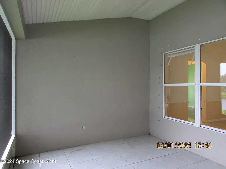 1065 Sedgewood Cir — Photo 39