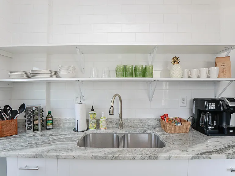 1282 W Ocean View Ave #UP — Photo 17