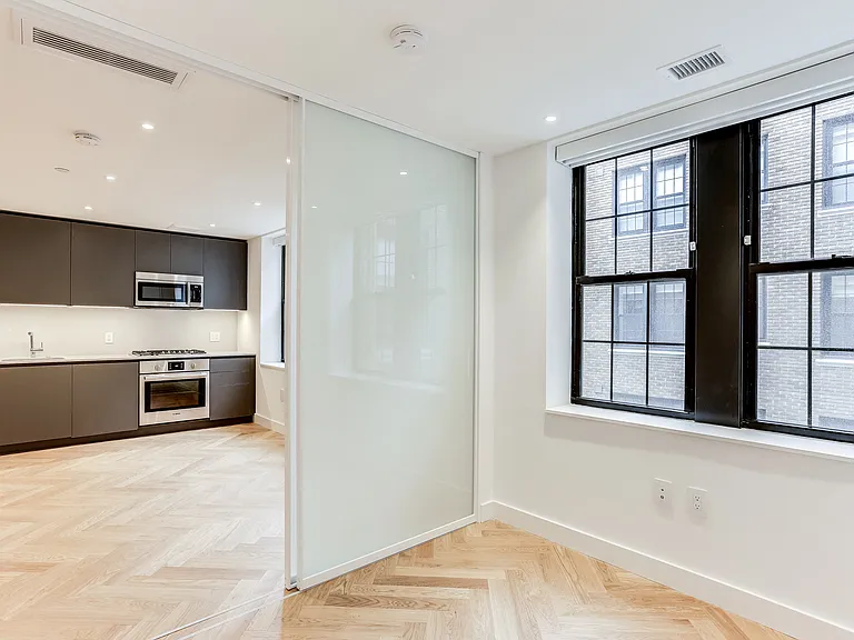 The Stanton 1 bedroom unit with sliding privacy door