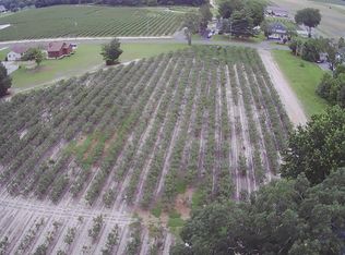 842 13th St, Hammonton, NJ 08037