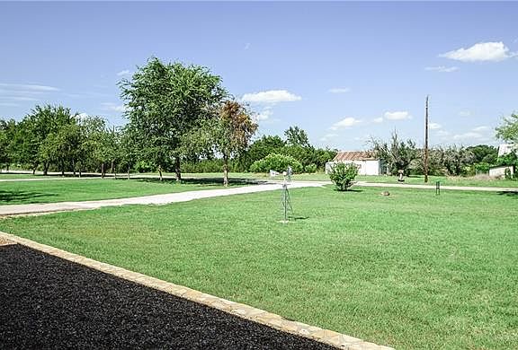4th image of 3330 Crook Ct