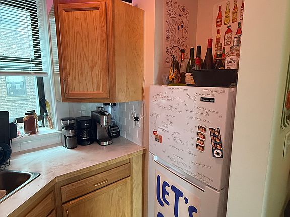 4th image of 116 Hemenway St APT 3W
