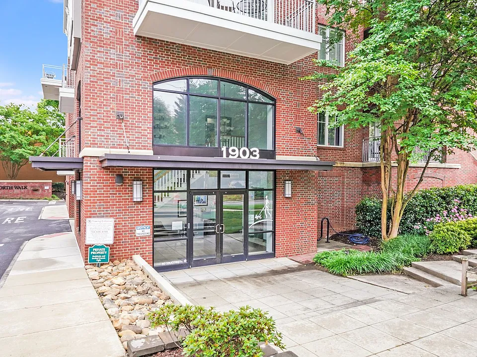 1903 Kenilworth Ave #109