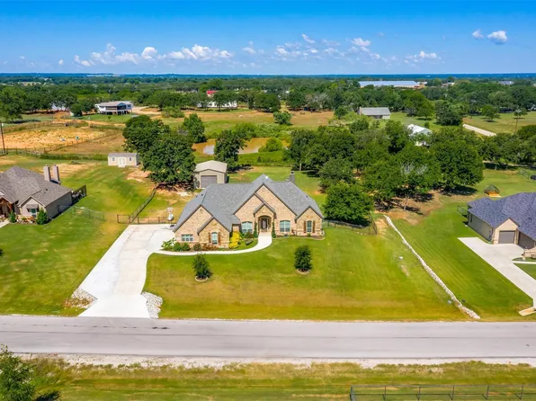 116 Knoll Hill Ct, Paradise, TX 76073