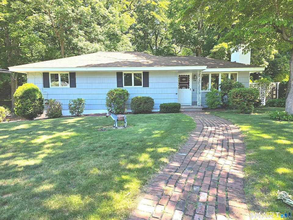 1st image of 54 Hemlock Ridge