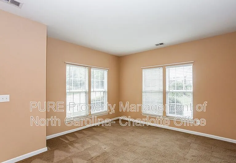 18040 Delmas Dr — Photo 4