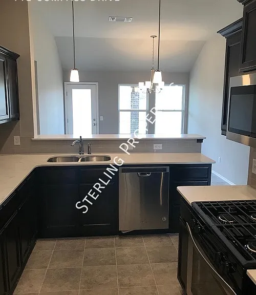 441 Compass Dr — Photo 8