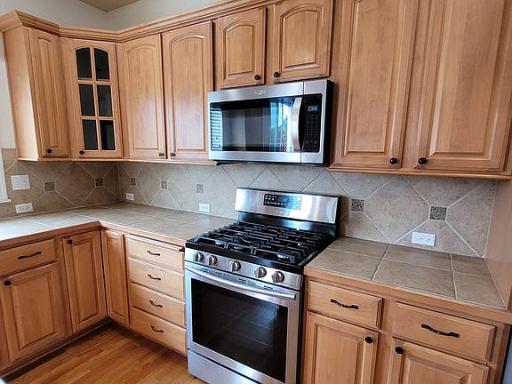 4th image of 1932 32nd Avenue Ct SW