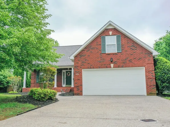 2818 Crazy Horse, Murfreesboro, TN 37127