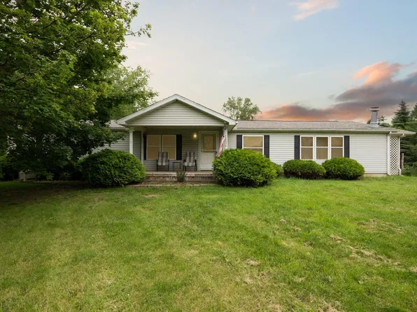 9792 Hastings Rd, Jackson, MI 49201