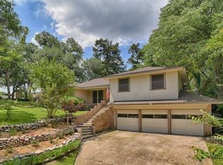 330 N Manus Dr, Dallas, TX 75224