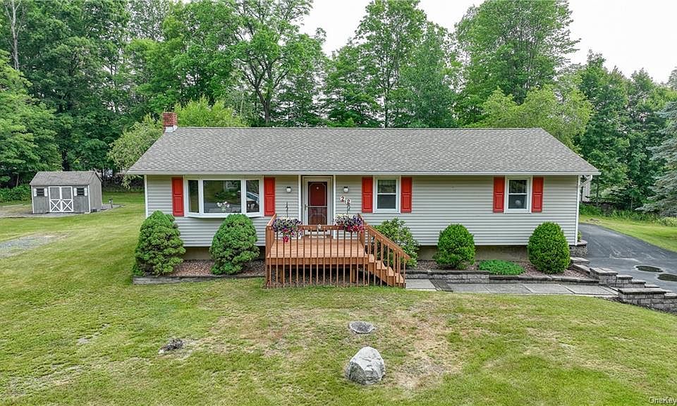 22 Nicole Place, Middletown, NY 10940 Zillow