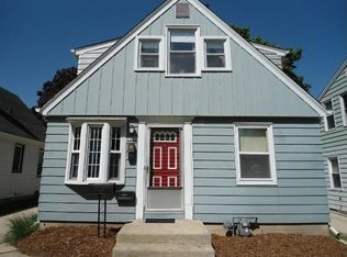 2011 S 90th St, West Allis, WI 53227