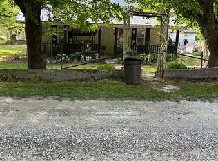 2775 N Ponder Branch Rd, Manchester, KY 40962