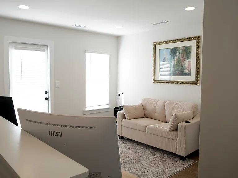 2047 Belmont Terraces Ln — Photo 43