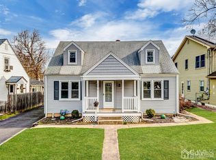 156 Shepherd Ave, Middlesex, NJ 08846