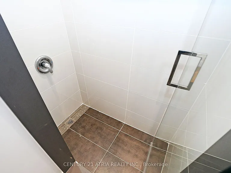 10 Palmerston Ave — Photo 41