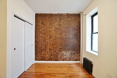 Rented by Best Apartments North Inc