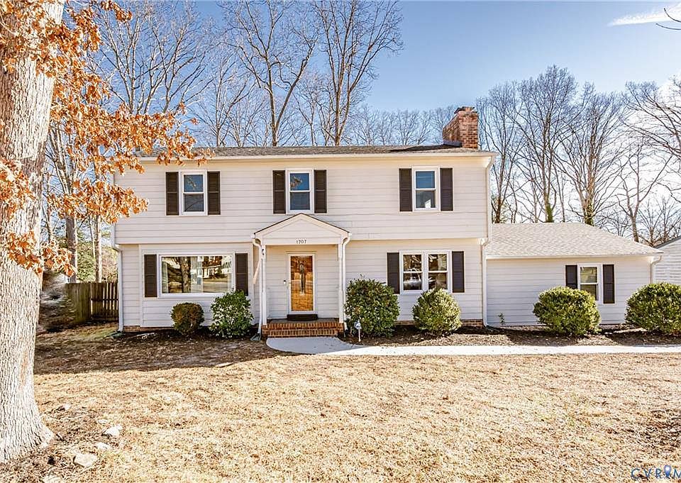 1st image of 1707 Sandlewood Ct N