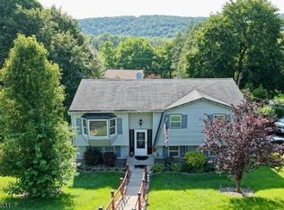 2 Washington Rd, Ogdensburg Boro, NJ 07439