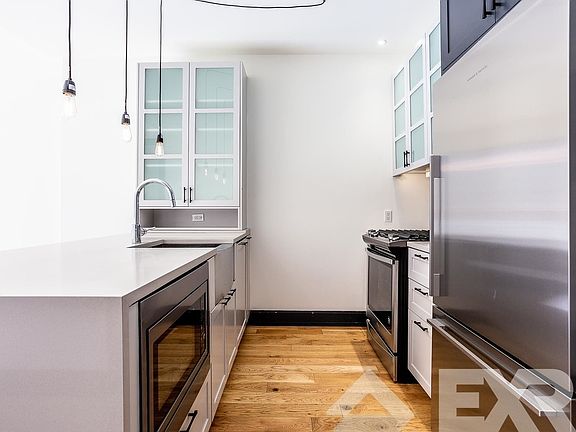 2nd image of 10 Montieth St #749F