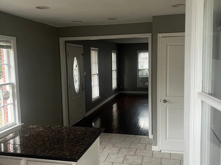 3920 NW 15th St — Photo 12