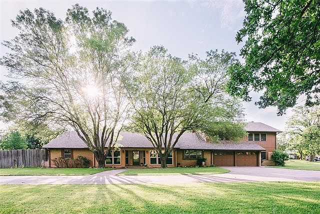 1st image of 2703 Hartlee Ct