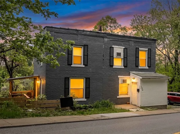 1320 Pioneer Ave, Pittsburgh, PA 15226