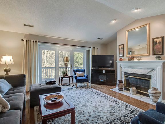 5th image of 227 Bokoshe Cir