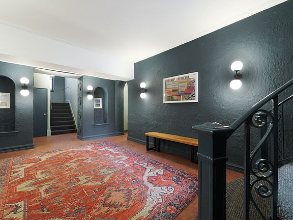 3rd image of 1255 W Bryn Mawr Ave APT 4