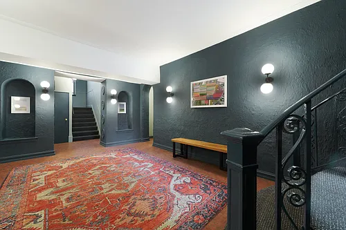 1255 W. Bryn Mawr Ave. Photo 1