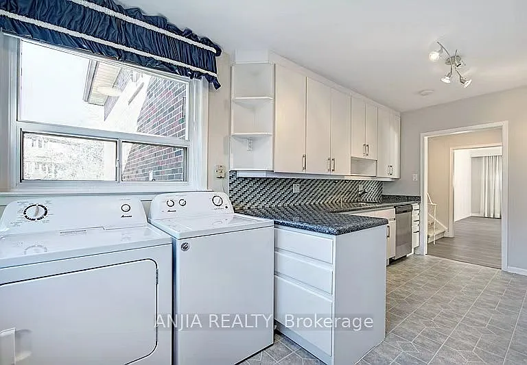 80 Alamosa Dr #UPPER — Photo 9