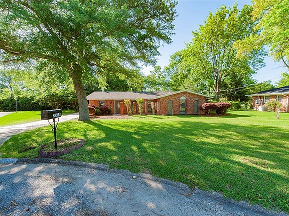 2nd image of 2337 Winchester Ct