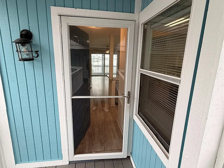 500 Tiki Dr #103 — Photo 9