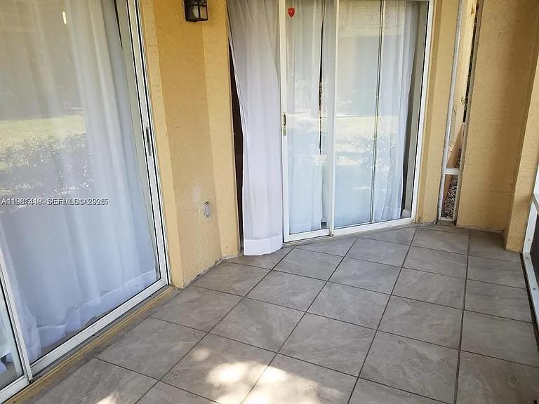 4863 Via Palm Lks #806 — Photo 11