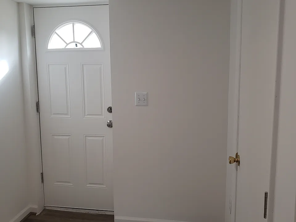 1237 Ten Oaks Rd #3
