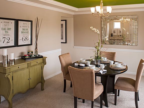 The Ashton Formal Room