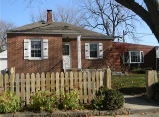 3815 B Ave NE, Cedar Rapids, IA 52402