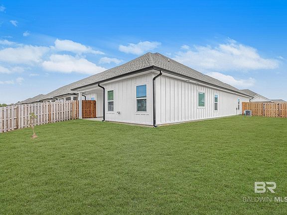 3rd image of 9859 Willet Way