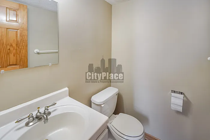 47 Meadow Ct W — Photo 12